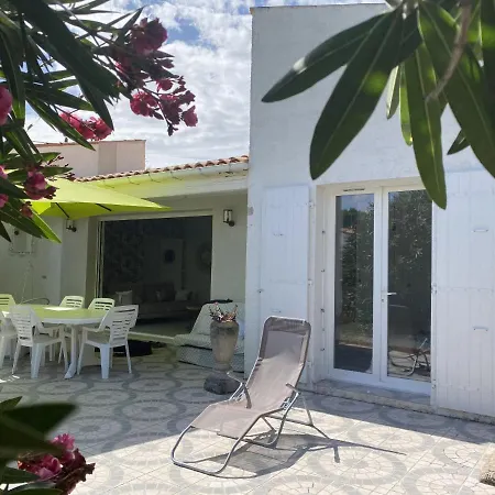 Semesterbostad Le Nid Douillet Du Chateau