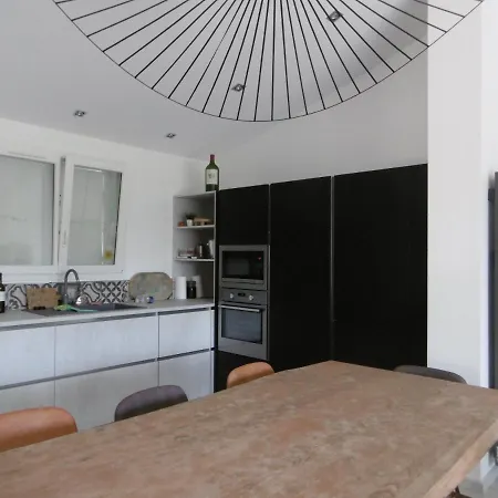 Le Nid Douillet Du Chateau Holiday home *